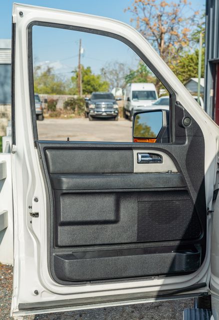 2017 Ford Expedition Limited 4X4 / 7 PASSENGER / LOADED / CLEAN CARFAX | Austin, TX | Rocky Mountain Truck Stop Austin 2017 Ford Expedition Limited 4X4 / 7 PASSENGER / LOADED / CLEAN CARFAX | Austin, TX | Rocky Mountain Truck Stop Austin