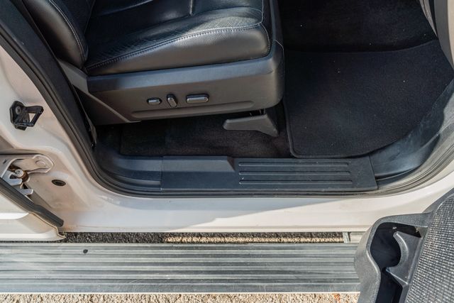 2017 Ford Expedition Limited 4X4 / 7 PASSENGER / LOADED / CLEAN CARFAX | Austin, TX | Rocky Mountain Truck Stop Austin 2017 Ford Expedition Limited 4X4 / 7 PASSENGER / LOADED / CLEAN CARFAX | Austin, TX | Rocky Mountain Truck Stop Austin