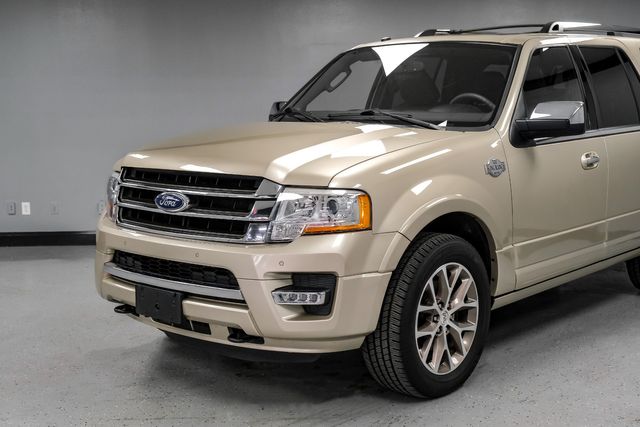 2017 Ford Expedition King Ranch 4WD 401Apkg Moonroof LevelingSuspension | Dallas, TX | Stevens Motor Company LLC 2017 Ford Expedition King Ranch 4WD 401Apkg Moonroof LevelingSuspension | Dallas, TX | Stevens Motor Company LLC