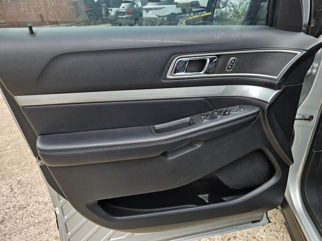 2017 Ford Explorer XLT | Brownsville TX | English Motors 2017 Ford Explorer XLT | Brownsville TX | English Motors