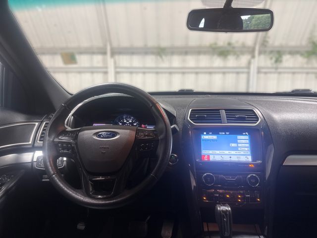 2017 Ford EXPLORER XLT | Houston, TX | Texas Star Motors 2017 Ford EXPLORER XLT | Houston, TX | Texas Star Motors
