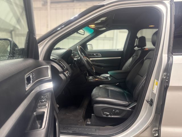 2017 Ford EXPLORER XLT | Houston, TX | Texas Star Motors 2017 Ford EXPLORER XLT | Houston, TX | Texas Star Motors