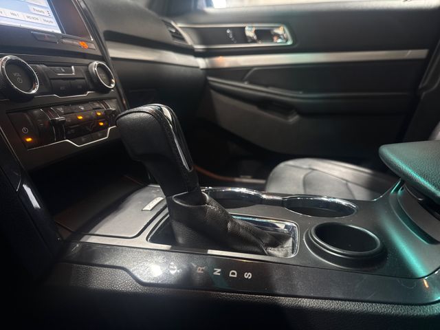 2017 Ford EXPLORER XLT | Houston, TX | Texas Star Motors 2017 Ford EXPLORER XLT | Houston, TX | Texas Star Motors