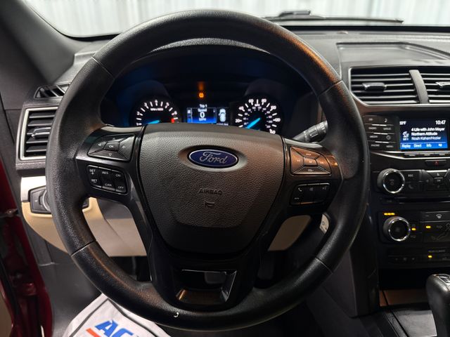 2017 Ford EXPLORER Base 2017 Ford EXPLORER Base