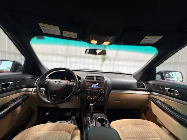 2017 Ford EXPLORER Base 2017 Ford EXPLORER Base