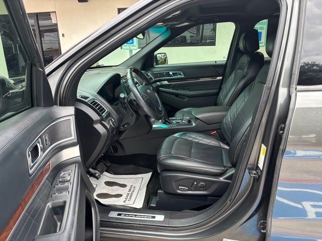 2017 Ford Explorer Platinum | San Antonio, TX | Clear Choice Automotive South 2017 Ford Explorer Platinum | San Antonio, TX | Clear Choice Automotive South