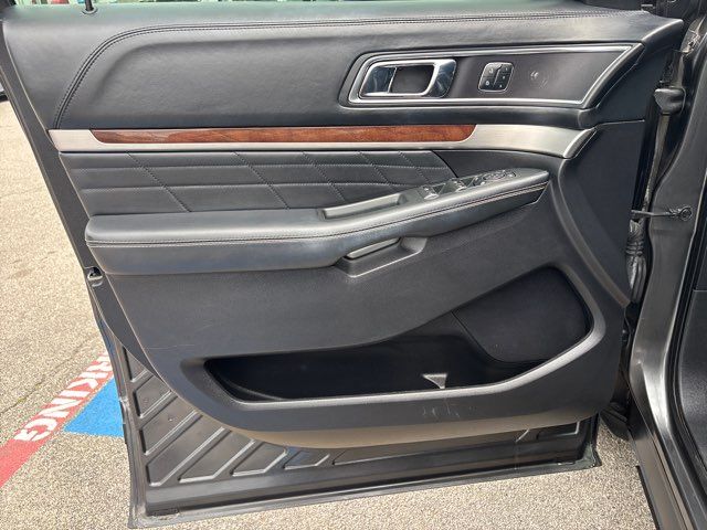 2017 Ford Explorer Platinum | San Antonio, TX | Clear Choice Automotive South 2017 Ford Explorer Platinum | San Antonio, TX | Clear Choice Automotive South