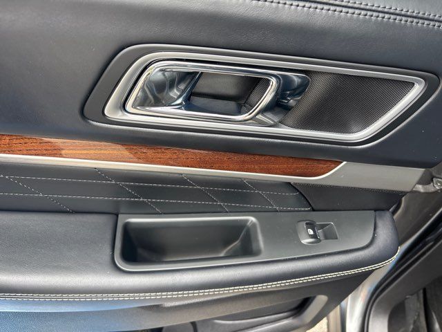 2017 Ford Explorer Platinum | San Antonio, TX | Clear Choice Automotive South 2017 Ford Explorer Platinum | San Antonio, TX | Clear Choice Automotive South