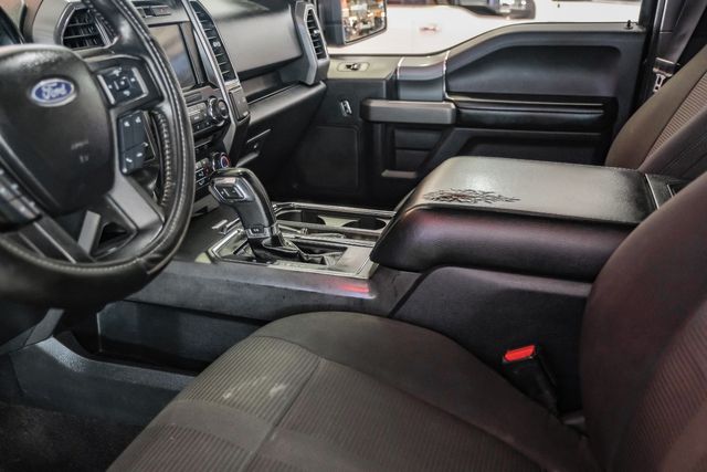 2017 Ford F-150 XLT 2017 Ford F-150 XLT