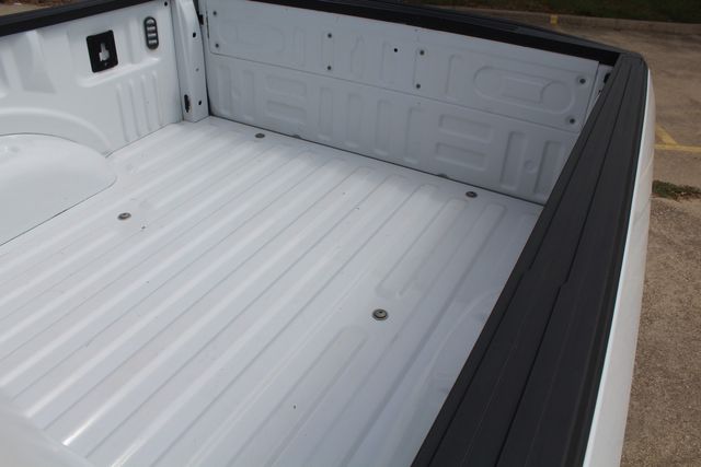 2017 Ford F-150 Crew Cab 4X4 XLT | Irving, Texas | Lonestar Automart Inc. 2017 Ford F-150 Crew Cab 4X4 XLT | Irving, Texas | Lonestar Automart Inc.