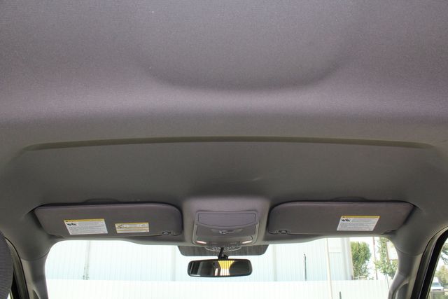 2017 Ford F-150 Crew Cab 4X4 XLT | Irving, Texas | Lonestar Automart Inc. 2017 Ford F-150 Crew Cab 4X4 XLT | Irving, Texas | Lonestar Automart Inc.