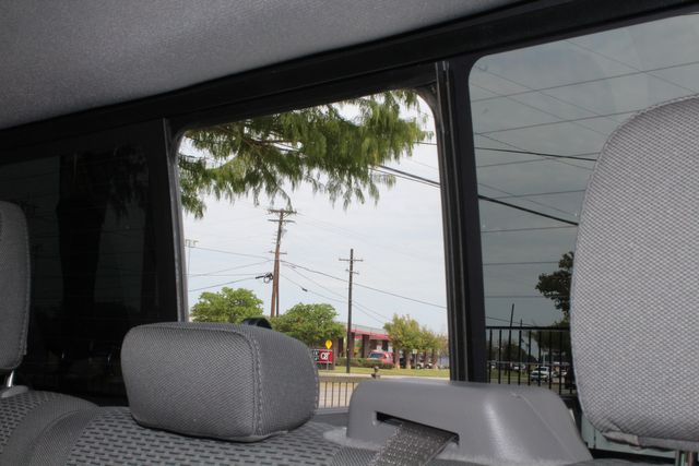 2017 Ford F-150 Crew Cab 4X4 XLT | Irving, Texas | Lonestar Automart Inc. 2017 Ford F-150 Crew Cab 4X4 XLT | Irving, Texas | Lonestar Automart Inc.