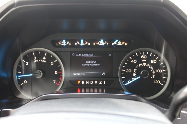 2017 Ford F-150 Crew Cab 4X4 XLT | Irving, Texas | Lonestar Automart Inc. 2017 Ford F-150 Crew Cab 4X4 XLT | Irving, Texas | Lonestar Automart Inc.