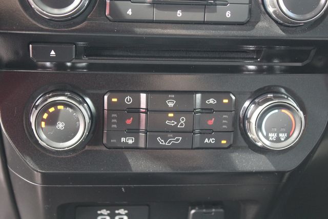 2017 Ford F-150 Crew Cab 4X4 XLT | Irving, Texas | Lonestar Automart Inc. 2017 Ford F-150 Crew Cab 4X4 XLT | Irving, Texas | Lonestar Automart Inc.