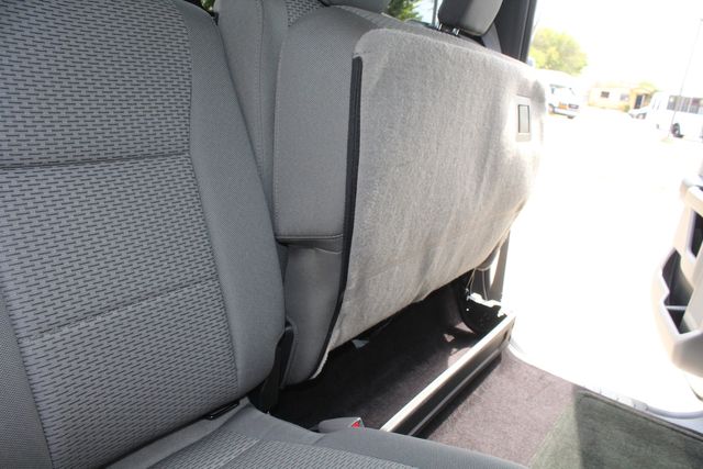 2017 Ford F-150 Crew Cab 4X4 XLT | Irving, Texas | Lonestar Automart Inc. 2017 Ford F-150 Crew Cab 4X4 XLT | Irving, Texas | Lonestar Automart Inc.