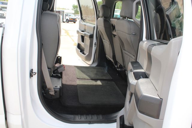 2017 Ford F-150 Crew Cab 4X4 XLT | Irving, Texas | Lonestar Automart Inc. 2017 Ford F-150 Crew Cab 4X4 XLT | Irving, Texas | Lonestar Automart Inc.