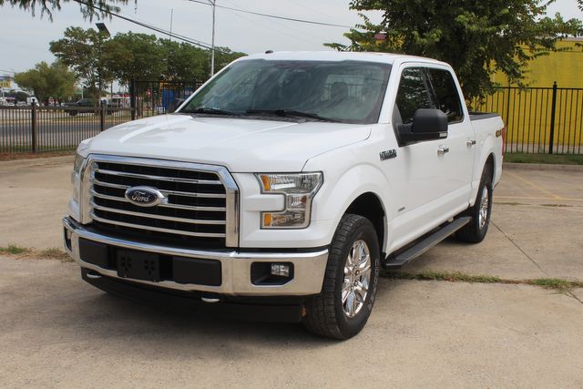 2017 Ford F-150 Crew Cab 4X4 XLT | Irving, Texas | Lonestar Automart Inc. 2017 Ford F-150 Crew Cab 4X4 XLT | Irving, Texas | Lonestar Automart Inc.