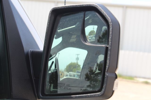 2017 Ford F-150 Crew Cab 4X4 XLT | Irving, Texas | Lonestar Automart Inc. 2017 Ford F-150 Crew Cab 4X4 XLT | Irving, Texas | Lonestar Automart Inc.