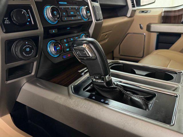 2017 Ford F-150 Lariat 4x4 4dr SuperCrew 5.5 ft. SB | Houston, TX | Houston Auto Credit 2017 Ford F-150 Lariat 4x4 4dr SuperCrew 5.5 ft. SB | Houston, TX | Houston Auto Credit