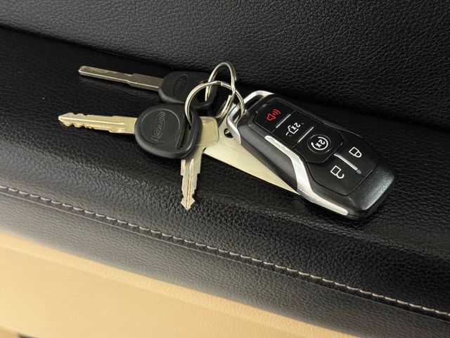 2017 Ford F-150 Lariat 4x4 4dr SuperCrew 5.5 ft. SB | Houston, TX | Houston Auto Credit 2017 Ford F-150 Lariat 4x4 4dr SuperCrew 5.5 ft. SB | Houston, TX | Houston Auto Credit