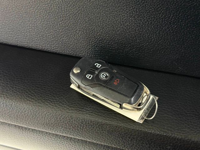 2017 Ford F-150 Lariat 4x4 4dr SuperCrew 5.5 ft. SB | Houston, TX | Houston Auto Credit 2017 Ford F-150 Lariat 4x4 4dr SuperCrew 5.5 ft. SB | Houston, TX | Houston Auto Credit