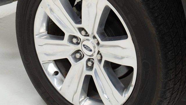 2017 Ford F-150 Platinum 4x4 4dr SuperCrew 5.5 ft. SB | Houston, TX | Houston Auto Credit