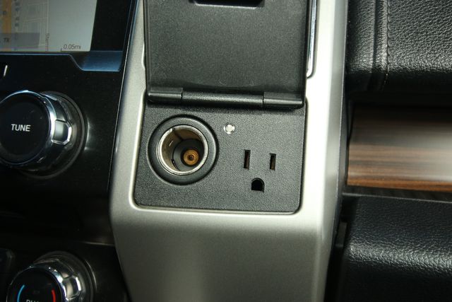 2017 Ford F-150 Lariat SuperCrew 5.5-ft. Bed 4WD | San Antonio, TX | R&L Certified Auto Group 2017 Ford F-150 Lariat SuperCrew 5.5-ft. Bed 4WD | San Antonio, TX | R&L Certified Auto Group