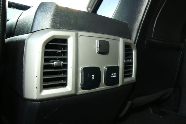 2017 Ford F-150 Lariat SuperCrew 5.5-ft. Bed 4WD | San Antonio, TX | R&L Certified Auto Group 2017 Ford F-150 Lariat SuperCrew 5.5-ft. Bed 4WD | San Antonio, TX | R&L Certified Auto Group