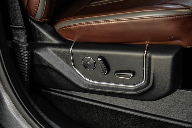 2017 Ford F-250 Super Duty Platinum FX4 FabTech Lift 22" FUEL 40" M/T Pano TX | Dallas, TX | East Dallas Diesel 2017 Ford F-250 Super Duty Platinum FX4 FabTech Lift 22" FUEL 40" M/T Pano TX | Dallas, TX | East Dallas Diesel