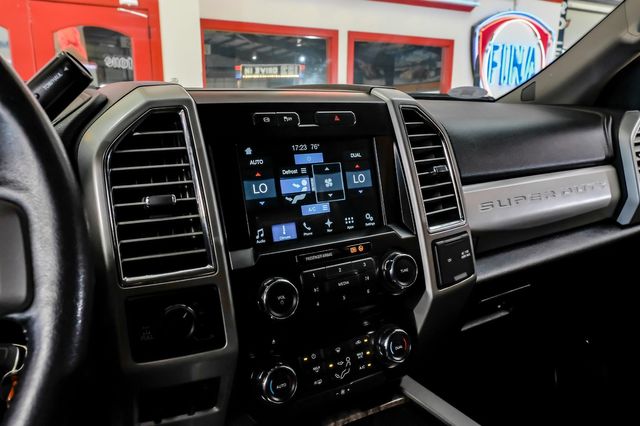 2017 Ford F-250 Super Duty Lariat