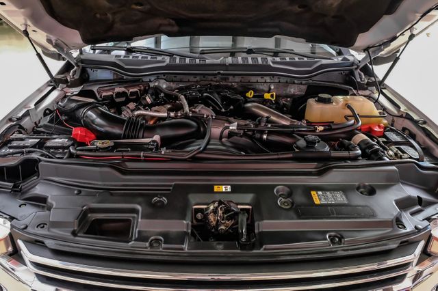 2017 Ford F-250 Super Duty Lariat | Addison, TX | Mr Car Guys 2017 Ford F-250 Super Duty Lariat | Addison, TX | Mr Car Guys