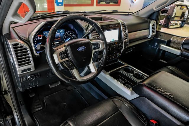2017 Ford F-250 Super Duty Lariat | Addison, TX | Mr Car Guys