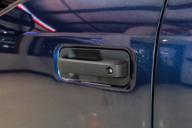 2017 Ford F-250 Super Duty XLT | Addison, TX | Mr Car Guys