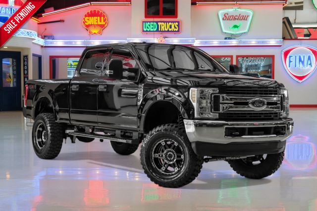 2017 Ford F-250 Super Duty XLT in Addison, Texas 75001