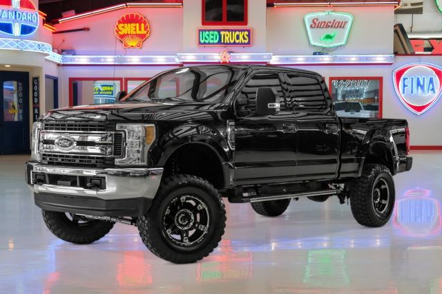2017 Ford F-250 Super Duty XLT