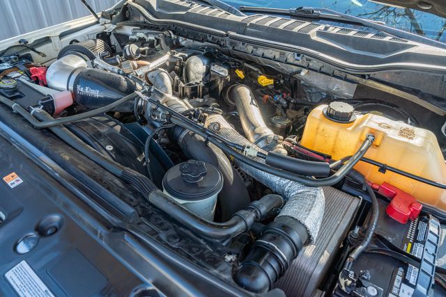 2017 Ford F-250 Super Duty Platinum FX4 / CLEAN CARFAX / LOADED W/ UPGRADES | Austin, TX | Rocky Mountain Truck Stop Austin