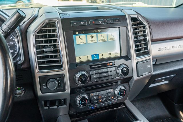 2017 Ford F-250 Super Duty Platinum FX4 / CLEAN CARFAX / LOADED W/ UPGRADES | Austin, TX | Rocky Mountain Truck Stop Austin