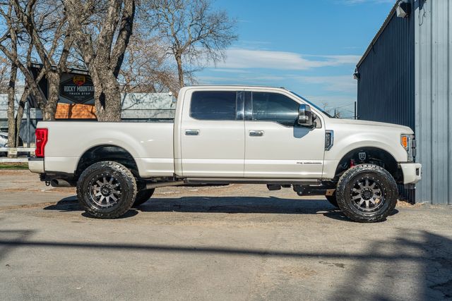 2017 Ford F-250 Super Duty Platinum FX4 / CLEAN CARFAX / LOADED W/ UPGRADES | Austin, TX | Rocky Mountain Truck Stop Austin 2017 Ford F-250 Super Duty Platinum FX4 / CLEAN CARFAX / LOADED W/ UPGRADES | Austin, TX | Rocky Mountain Truck Stop Austin