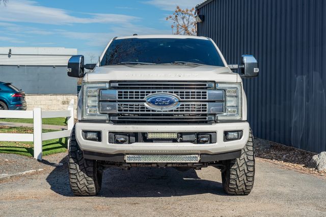 2017 Ford F-250 Super Duty Platinum FX4 / CLEAN CARFAX / LOADED W/ UPGRADES | Austin, TX | Rocky Mountain Truck Stop Austin