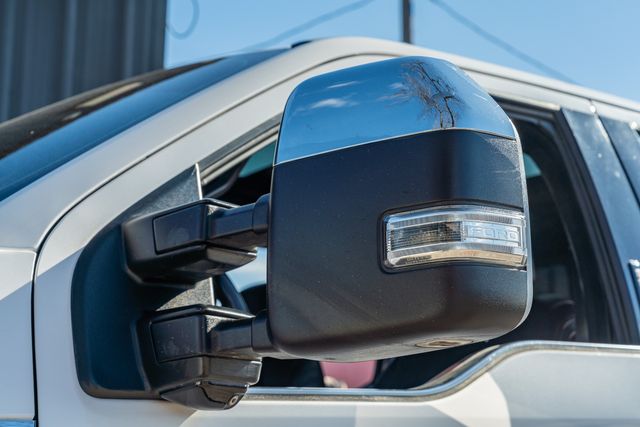 2017 Ford F-250 Super Duty Platinum FX4 / CLEAN CARFAX / LOADED W/ UPGRADES | Austin, TX | Rocky Mountain Truck Stop Austin