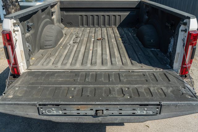 2017 Ford F-250 Super Duty Crew Cab King Ranch Ultimate FX4 / ONE TEXAS OWNER | Austin, TX | Rocky Mountain Truck Stop Austin 2017 Ford F-250 Super Duty Crew Cab King Ranch Ultimate FX4 / ONE TEXAS OWNER | Austin, TX | Rocky Mountain Truck Stop Austin