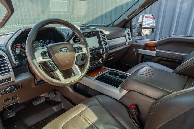 2017 Ford F-250 Super Duty Crew Cab King Ranch Ultimate FX4 / ONE TEXAS OWNER | Austin, TX | Rocky Mountain Truck Stop Austin 2017 Ford F-250 Super Duty Crew Cab King Ranch Ultimate FX4 / ONE TEXAS OWNER | Austin, TX | Rocky Mountain Truck Stop Austin
