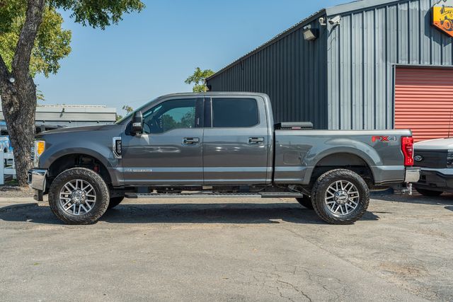 2017 Ford F-250 Super Duty Lariat CREW CAB FX4 4X4 / 6.7L DIESEL TEXAS OWNED | Austin, TX | Rocky Mountain Truck Stop Austin 2017 Ford F-250 Super Duty Lariat CREW CAB FX4 4X4 / 6.7L DIESEL TEXAS OWNED | Austin, TX | Rocky Mountain Truck Stop Austin