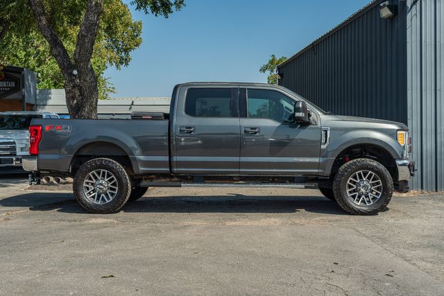 2017 Ford F-250 Super Duty Lariat CREW CAB FX4 4X4 / 6.7L DIESEL TEXAS OWNED | Austin, TX | Rocky Mountain Truck Stop Austin 2017 Ford F-250 Super Duty Lariat CREW CAB FX4 4X4 / 6.7L DIESEL TEXAS OWNED | Austin, TX | Rocky Mountain Truck Stop Austin
