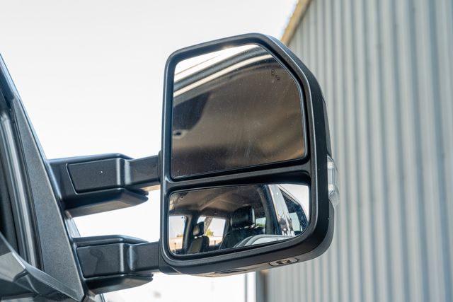 2017 Ford F-250 Super Duty Lariat CREW CAB FX4 4X4 / 6.7L DIESEL TEXAS OWNED | Austin, TX | Rocky Mountain Truck Stop Austin 2017 Ford F-250 Super Duty Lariat CREW CAB FX4 4X4 / 6.7L DIESEL TEXAS OWNED | Austin, TX | Rocky Mountain Truck Stop Austin