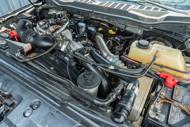 2017 Ford F-250 Super Duty XLT CREW CAB 4X4 / TX EDITION / LONG BED / DIESEL | Austin, TX | Rocky Mountain Truck Stop Austin