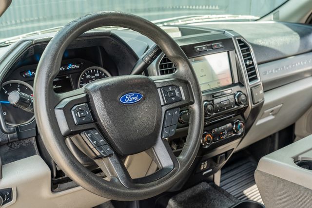 2017 Ford F-250 Super Duty XLT CREW CAB 4X4 / TX EDITION / LONG BED / DIESEL | Austin, TX | Rocky Mountain Truck Stop Austin