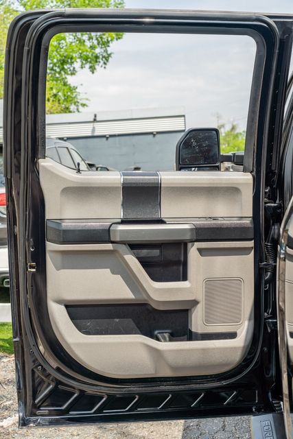 2017 Ford F-250 Super Duty XLT CREW CAB 4X4 / TX EDITION / LONG BED / DIESEL | Austin, TX | Rocky Mountain Truck Stop Austin