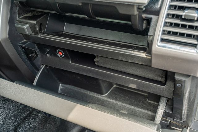 2017 Ford F-250 Super Duty XLT CREW CAB 4X4 / TX EDITION / LONG BED / DIESEL | Austin, TX | Rocky Mountain Truck Stop Austin