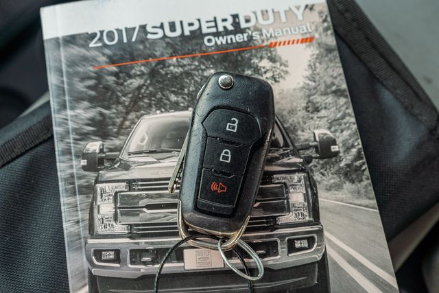 2017 Ford F-250 Super Duty XLT CREW CAB 4X4 / TX EDITION / LONG BED / DIESEL | Austin, TX | Rocky Mountain Truck Stop Austin